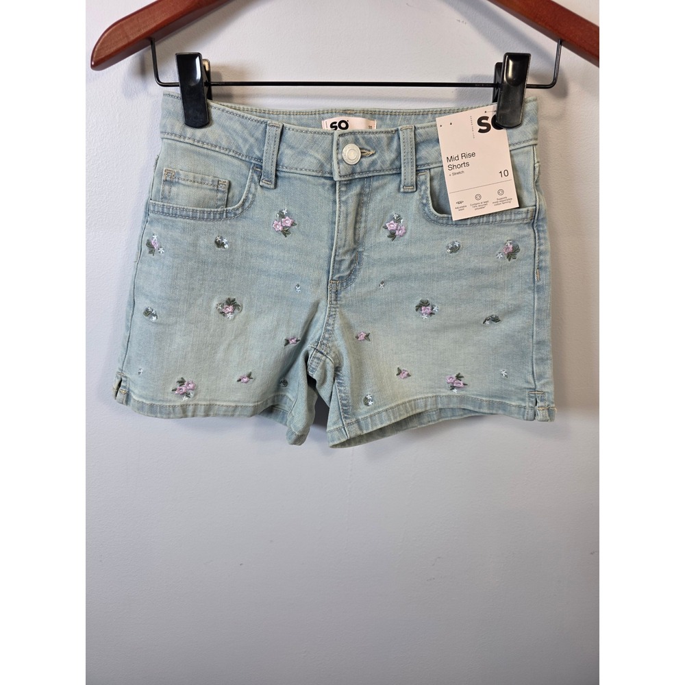 SO Girls Mid Rise Embroidered Floral Denim Shorts Light Wash Size 10 NWT